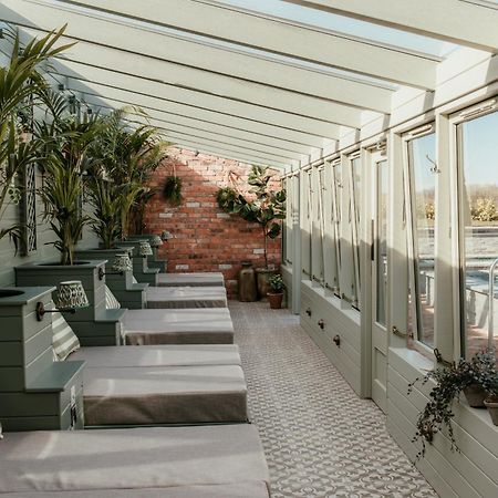 Manor House Hotel & Spa, Alsager Exterior foto