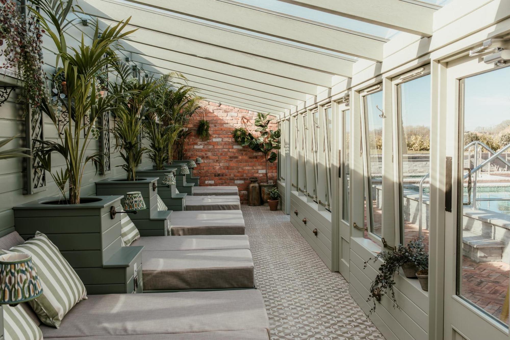 Manor House Hotel & Spa, Alsager Exterior foto